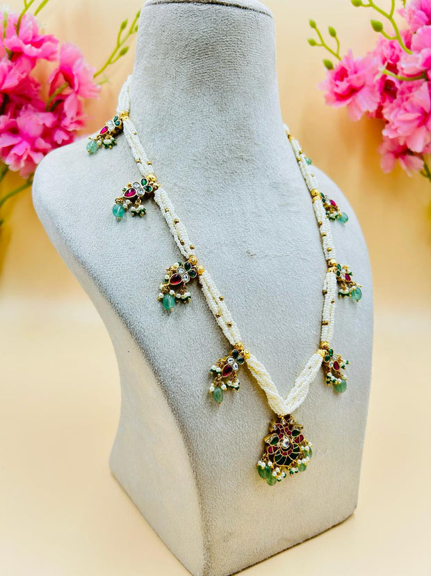 Loose Necklace Set