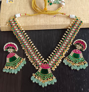 Necklace set